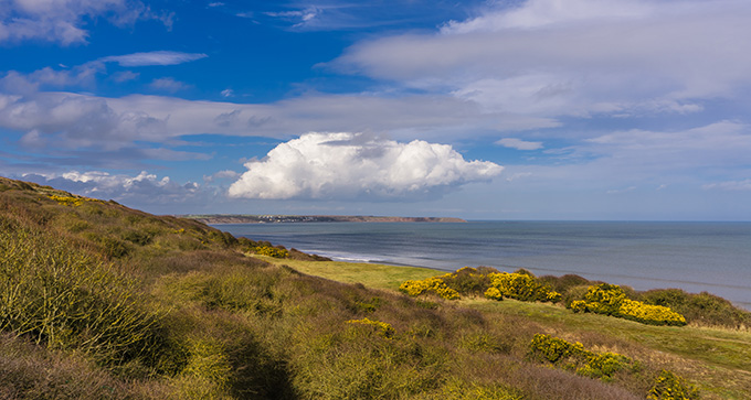 a view from the top of the cliffs at Reighton Sands